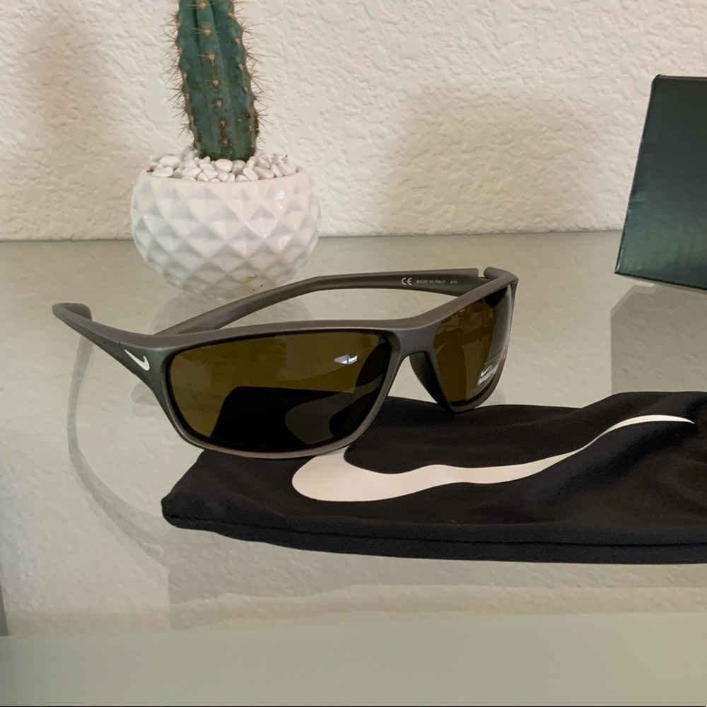 SOLD ❗️Nike Rabid Wrap Sunglass NWT